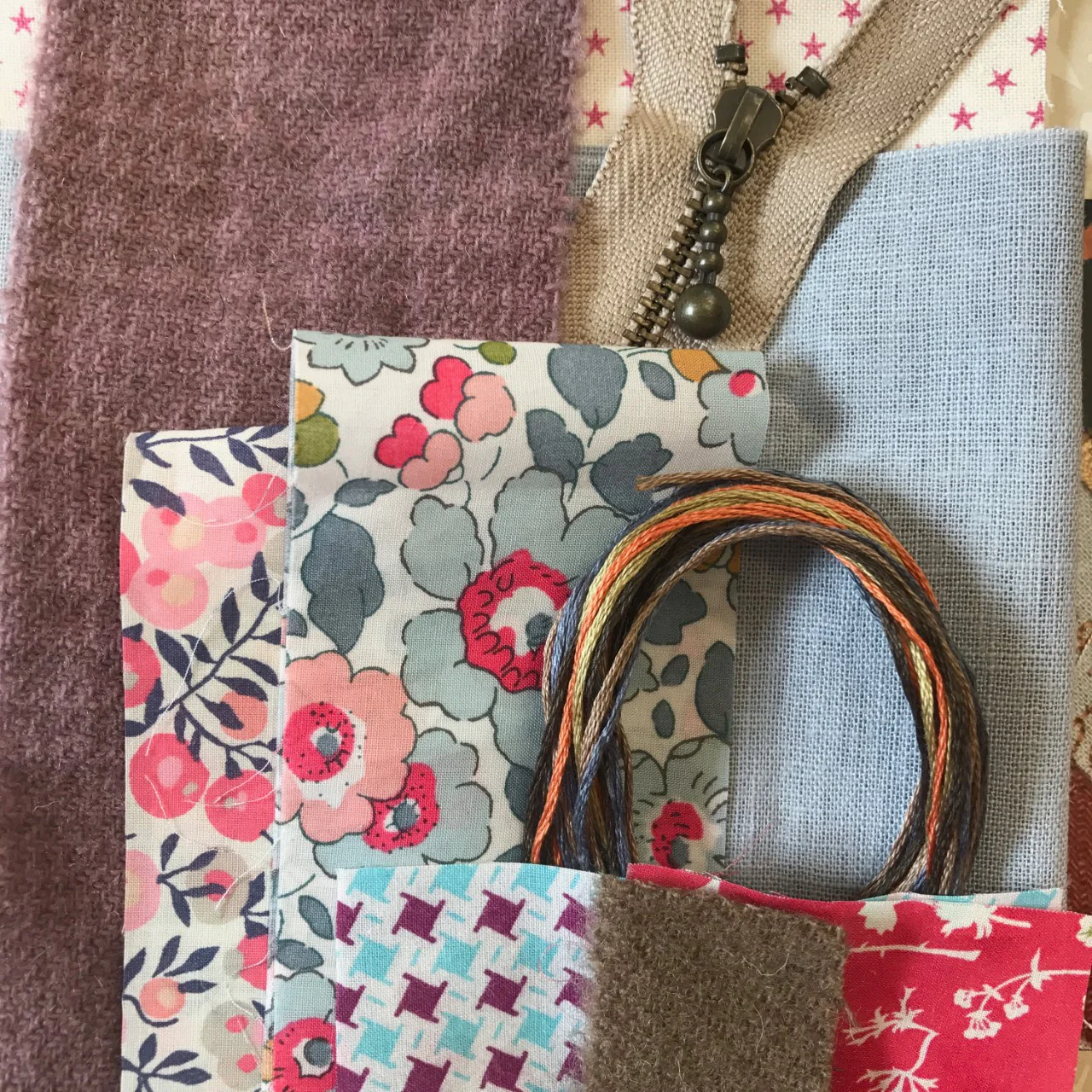 A Dog's Life Pencil Case - Image 4