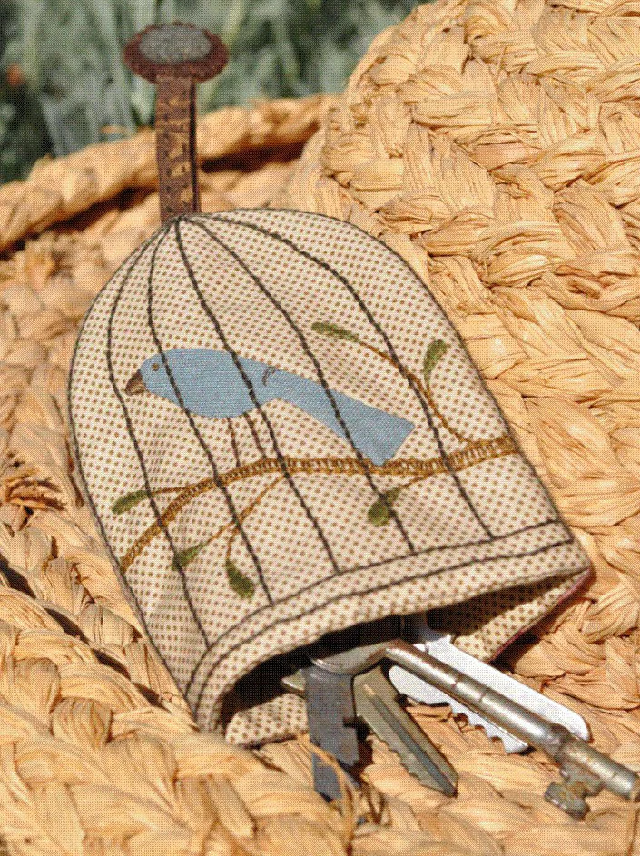 Birdcage Keyring - Image 2