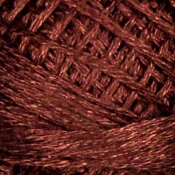 Valdani - 1642 - Red Brown Medium Light (3 Stranded Floss)