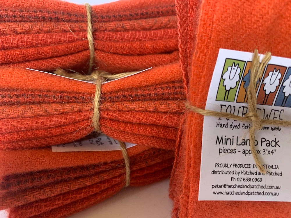 Woven Wool - Fast Red Mini Lamb Pack